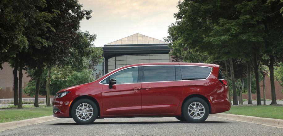 2026 Chrysler Grand Caravan-design