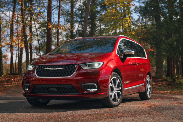 2026 Chrysler Pacifica in Windsor, ON