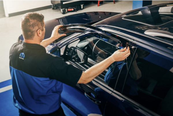 Service Department in Windsor, ON